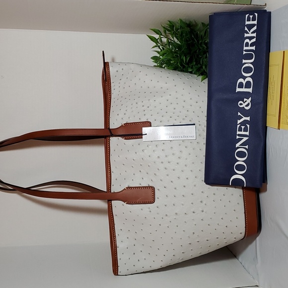 Dooney & Bourke Ostrich Tote/  BOSTR1854 FGKR - Picture 4 of 10